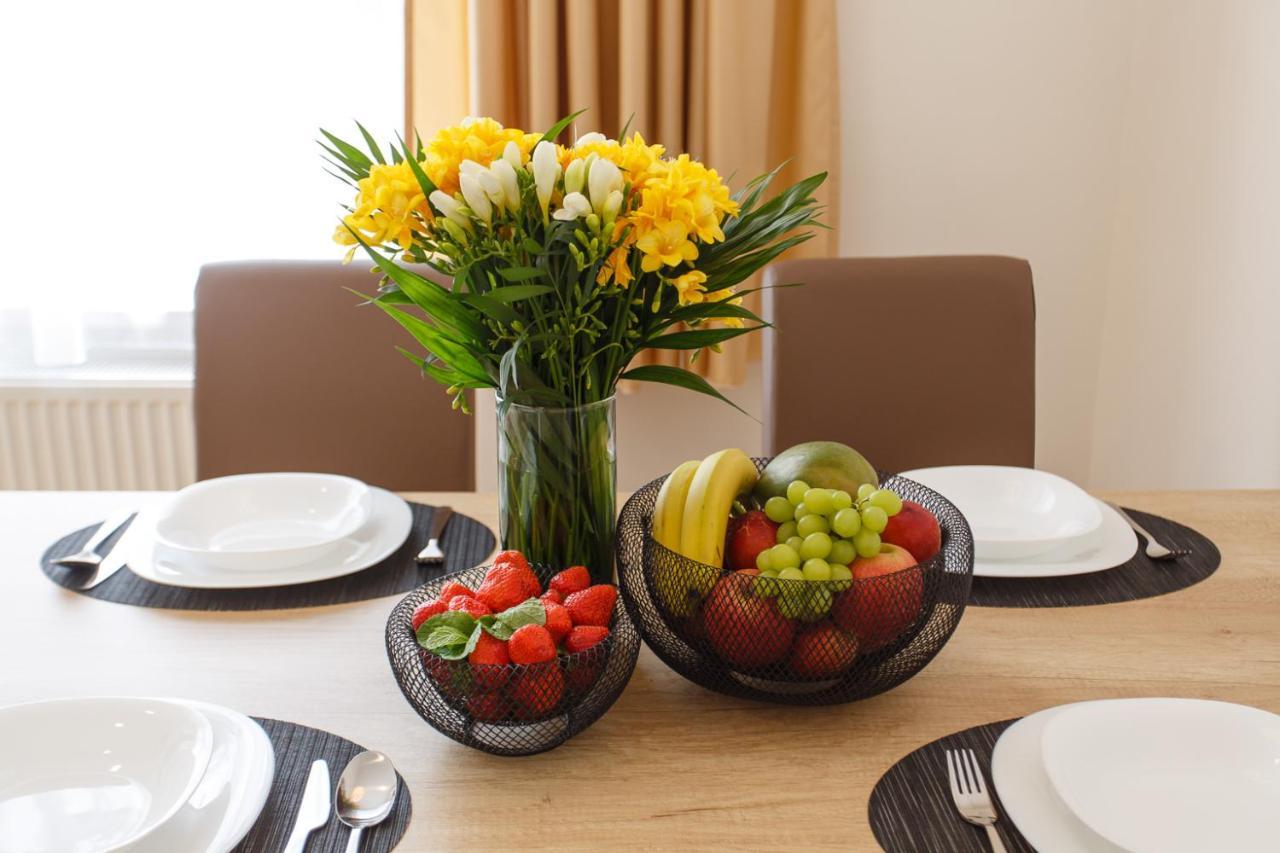Apartments Villa Whitehouse 俄斯特拉发 外观 照片