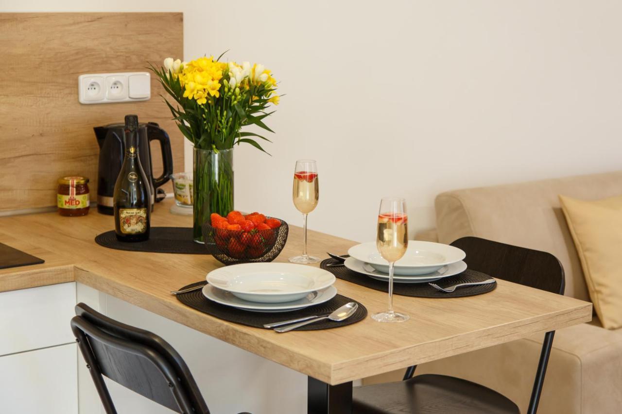 Apartments Villa Whitehouse 俄斯特拉发 外观 照片